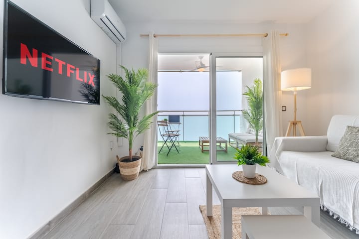 Cambrils Beachfront • Sea View Flat • A/c • Wifi - Cambrils