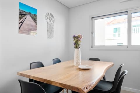 New and Modern apartment 120 meters from the beach