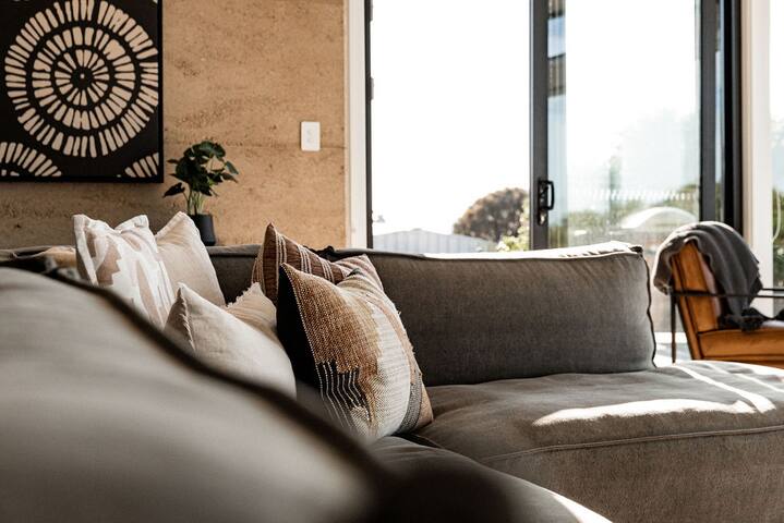 Embers Bay of Fires gallery image 4