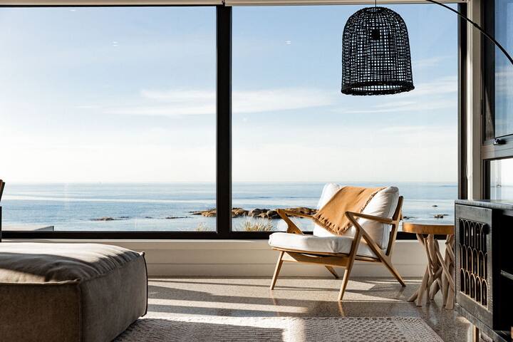 Embers Bay of Fires gallery image 5