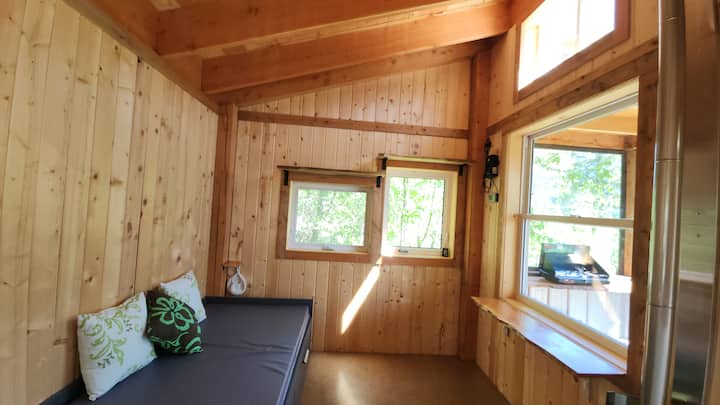 Eagle's Nest Off-grid Cabin - 밴프 국립공원