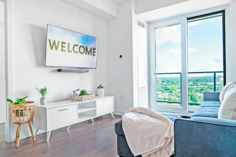 Top performing Airbnb: 21st- floor Luxury & City Views in K W Hospital