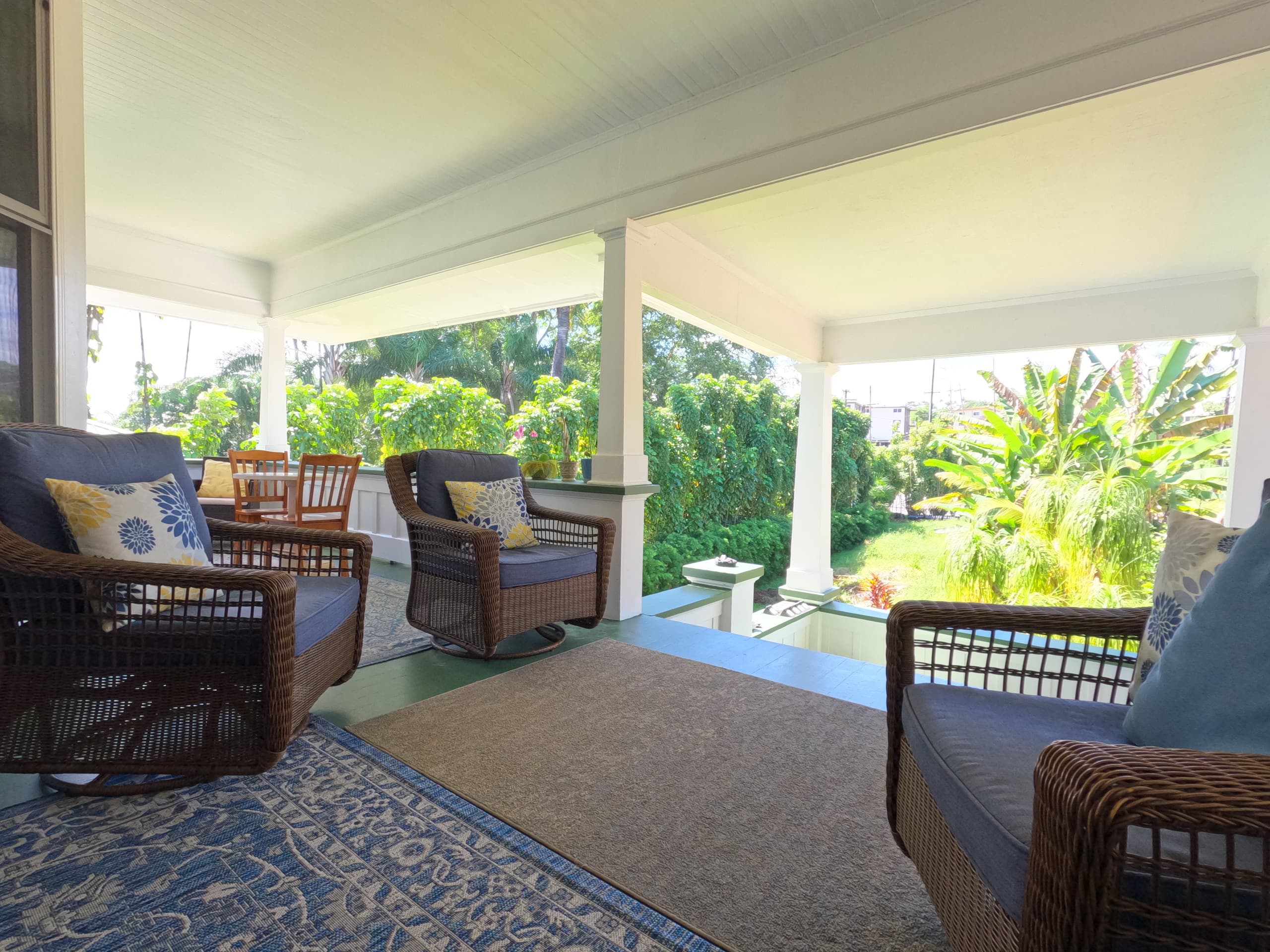 Hilo Bay Oceanfront B&B (Suite #2) King Bay View - Photo 8