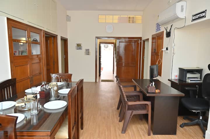 Whole 4 Bedroom Villa - Jaipur