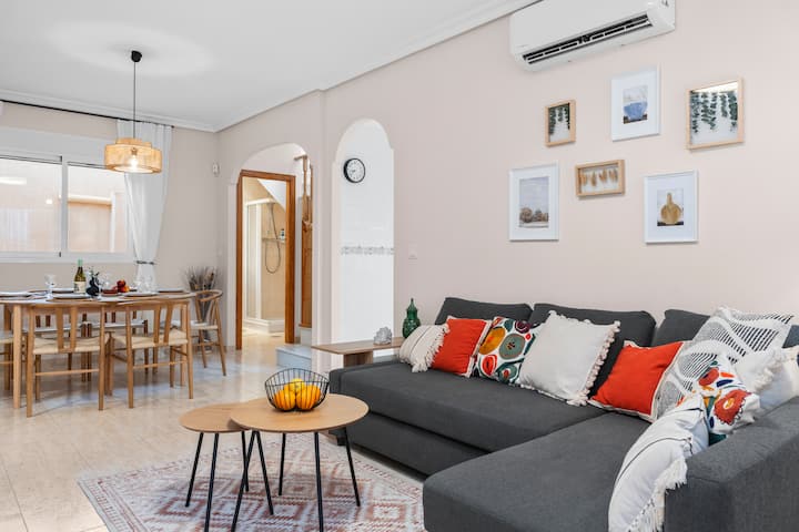 Cosy 2 Bedroom Bungalow With Sun Terrace - Costa Blanca