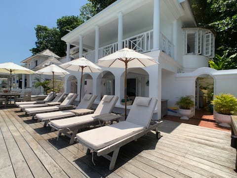 Sea Side Villa