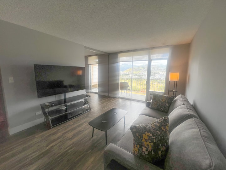 Aloha Living At Waikiki Lanais | Pool + Gym - Honolulu