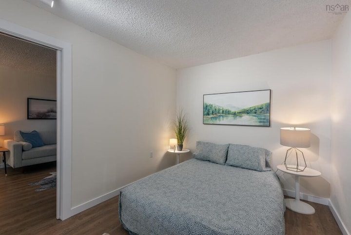 Cozy Harbour View Condo - Halifax