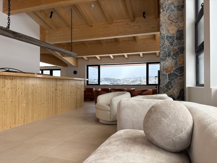 Carruthers Chalet Entire Chalet - 大雪山