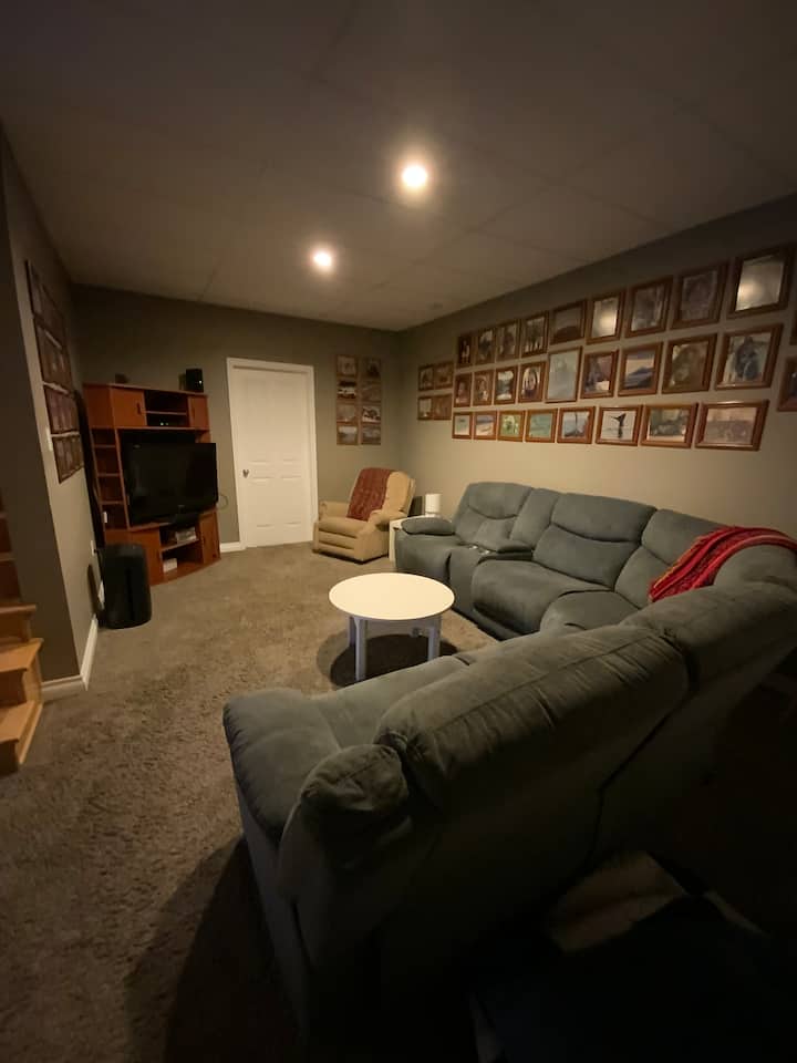 The Flying Dog  - Bluejay Room - Hinton, AB, Canada