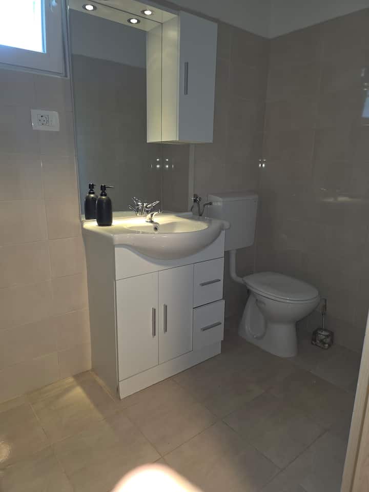 Villa Marko 2 Bedrooms Apt. #1 - Banjole