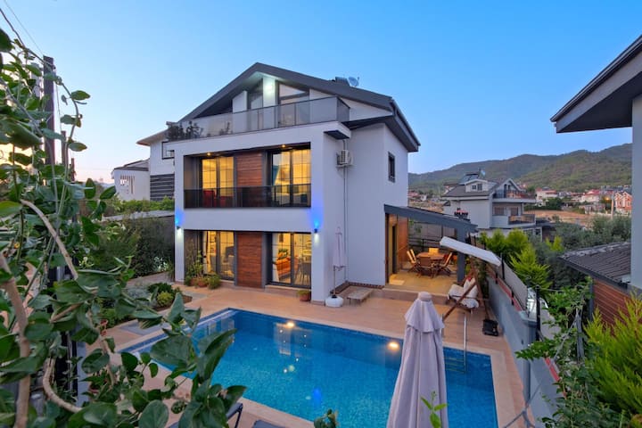 Fethiye ÇIftlikde öZel Havuzlu Villa Tire - Fethiye