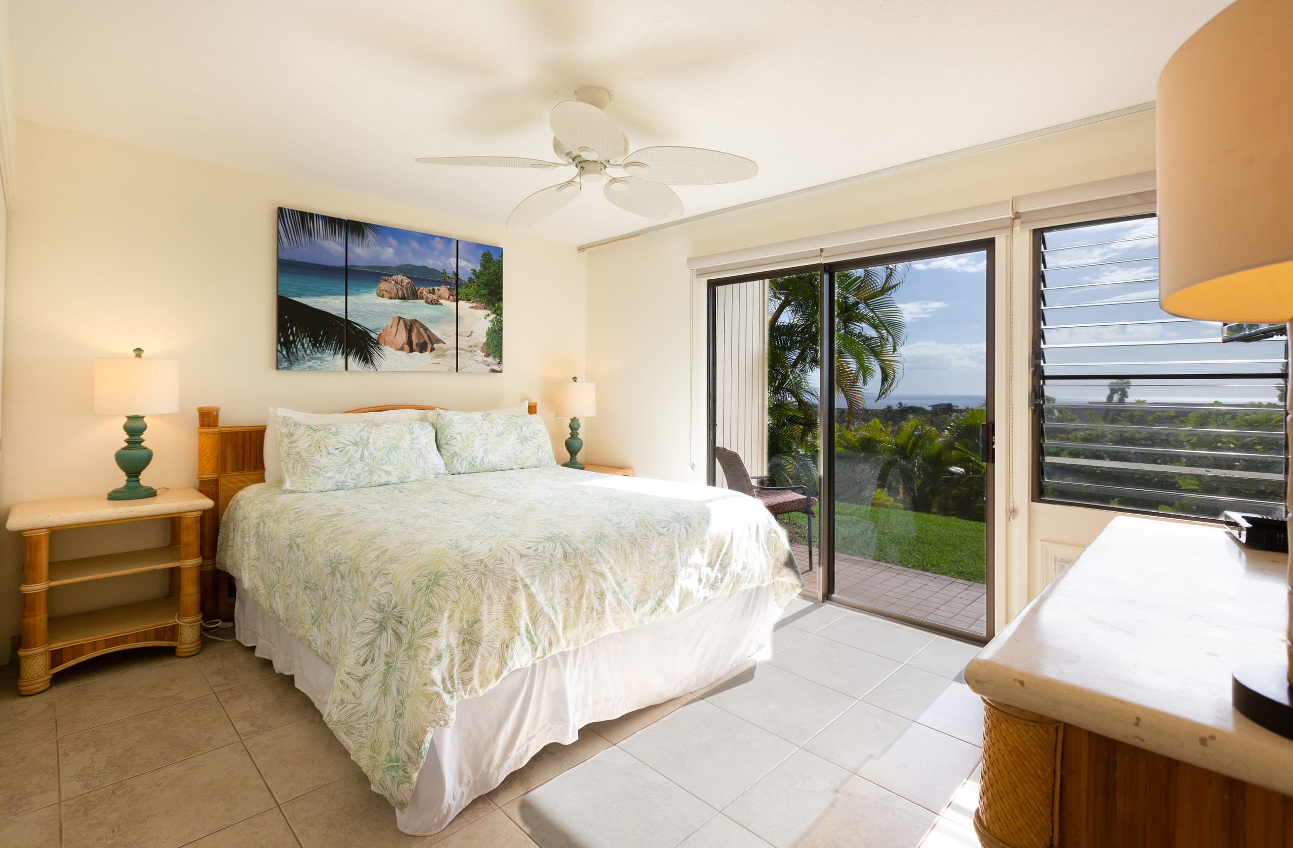 Condo in Kihei · ★4.7 · 2 bedrooms · 3 beds · 2 private baths - Image 11