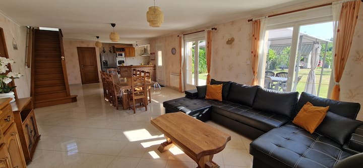 Maison 12 Pers Au Bord De L'yonne - Appoigny