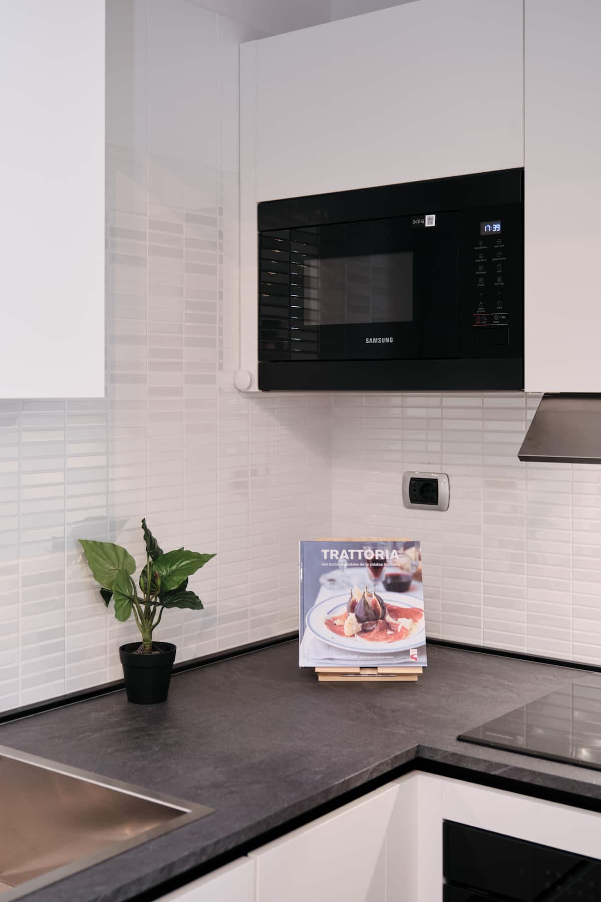 [Trastevere-Colosseo]Elegant Apartment Wi-Fi & A/C foto 14