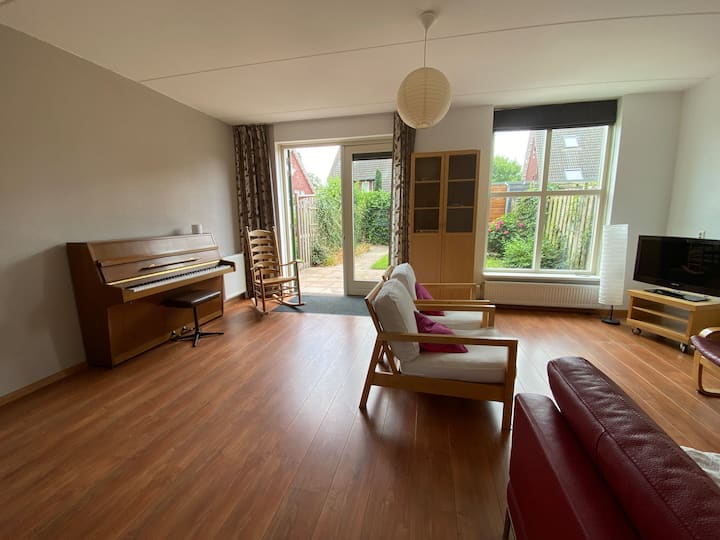 Tussenwoning In Tuk - Steenwijk