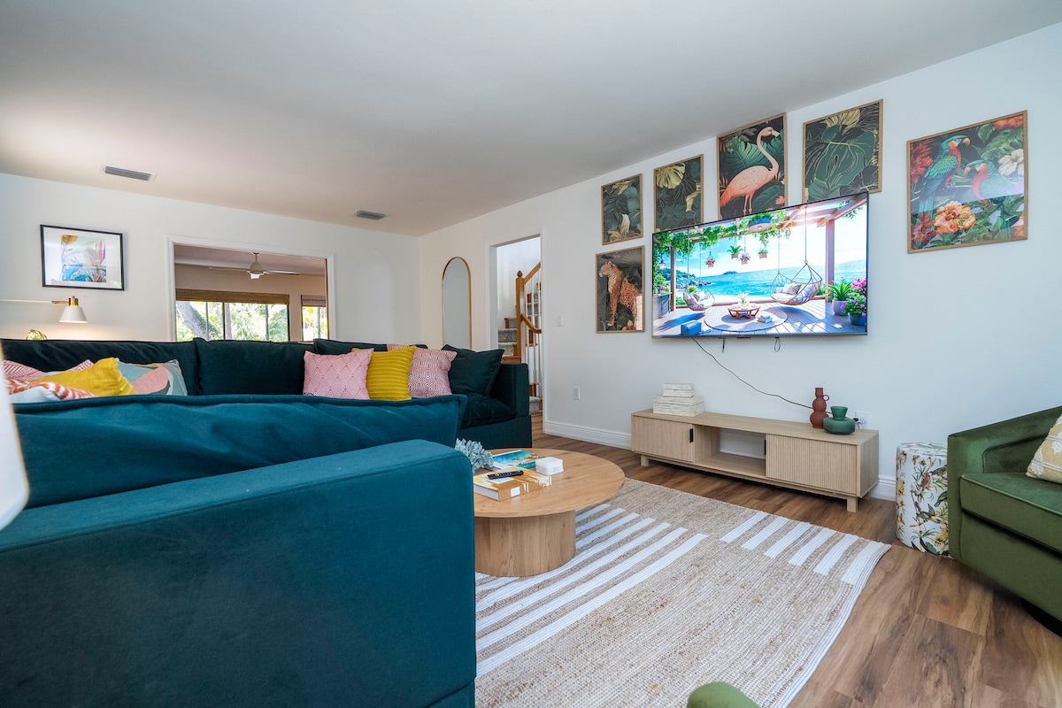 Top Airbnb: The Bayside Villa in Bayshore Gardens