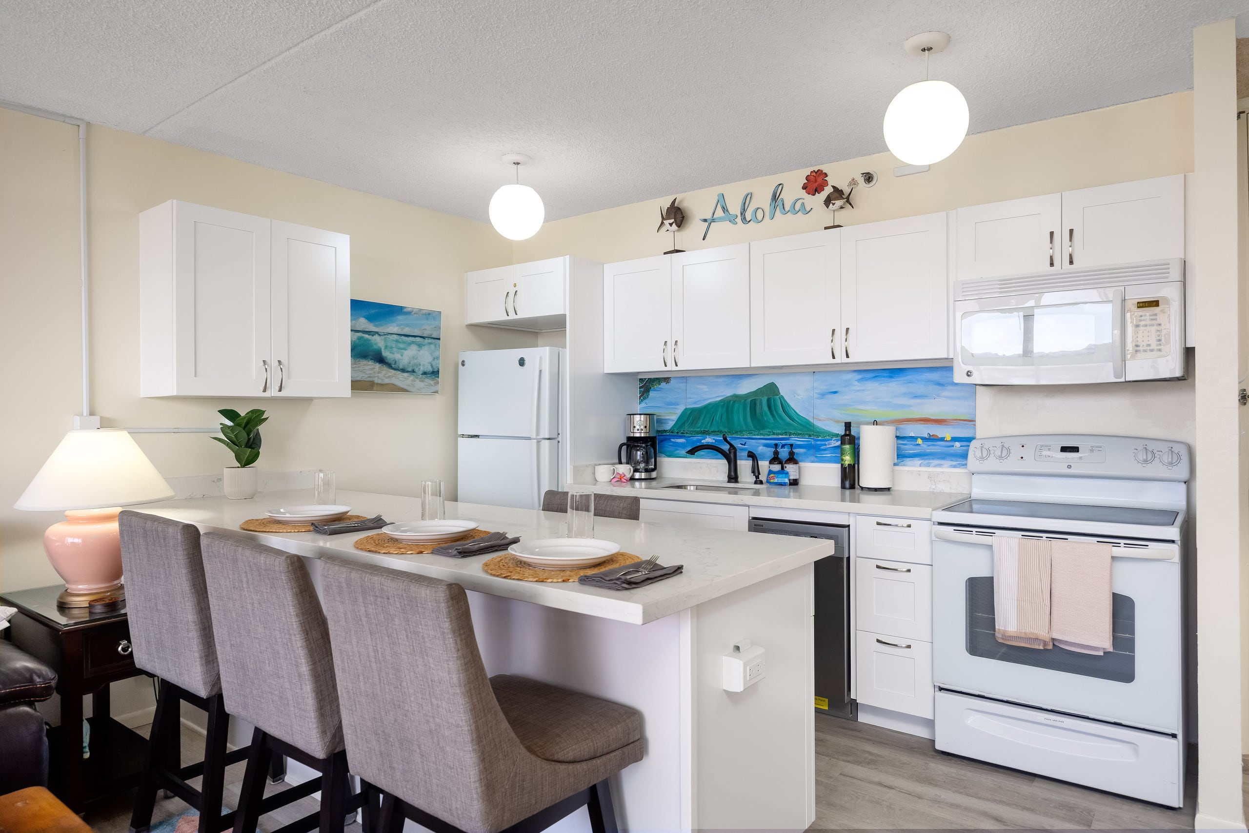 Central Ocean/VolcanoViews! Newly Renovated! - Photo 11