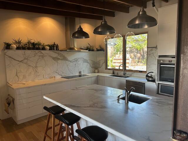 Pasture View House gallery image 5