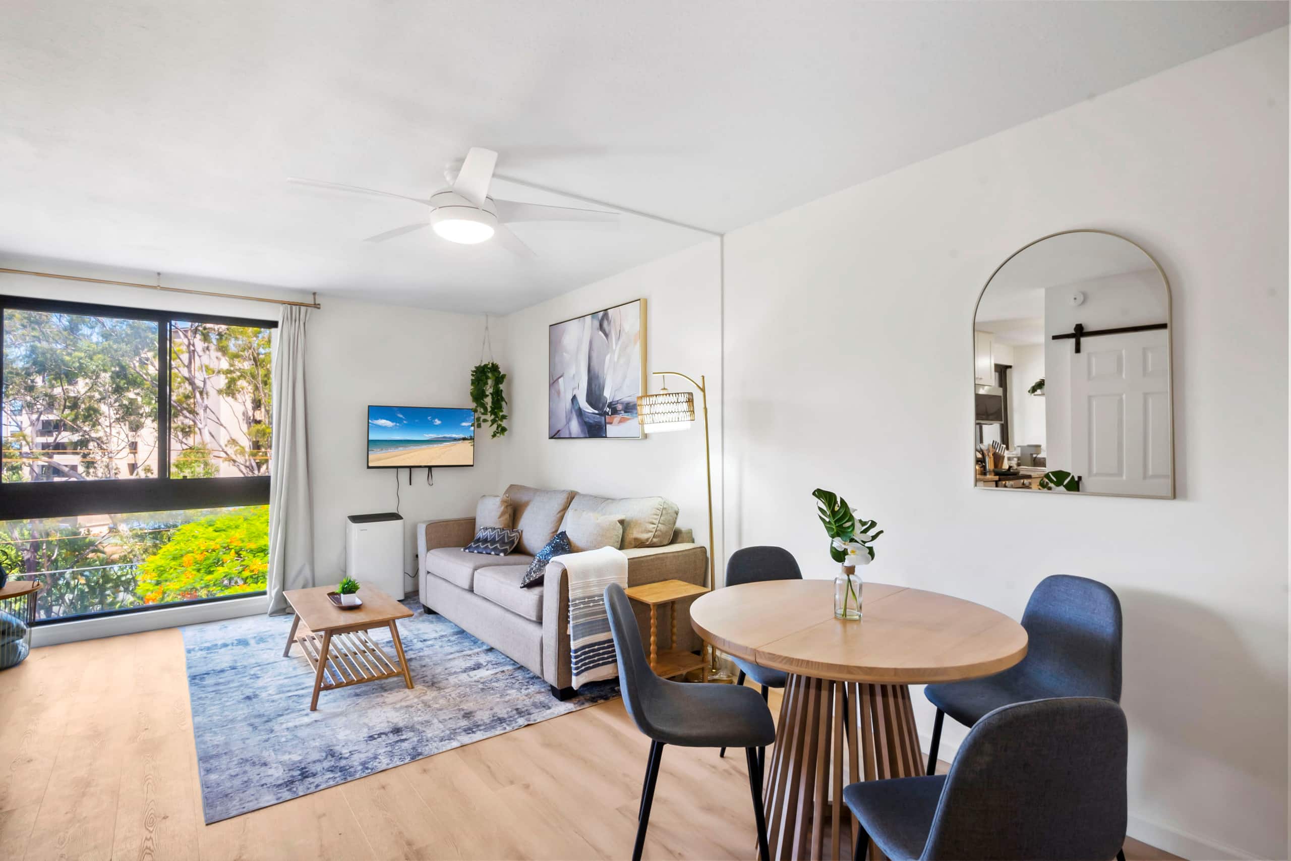 Steps to Sand & Surf - Fully Renovated Condo - Image 7