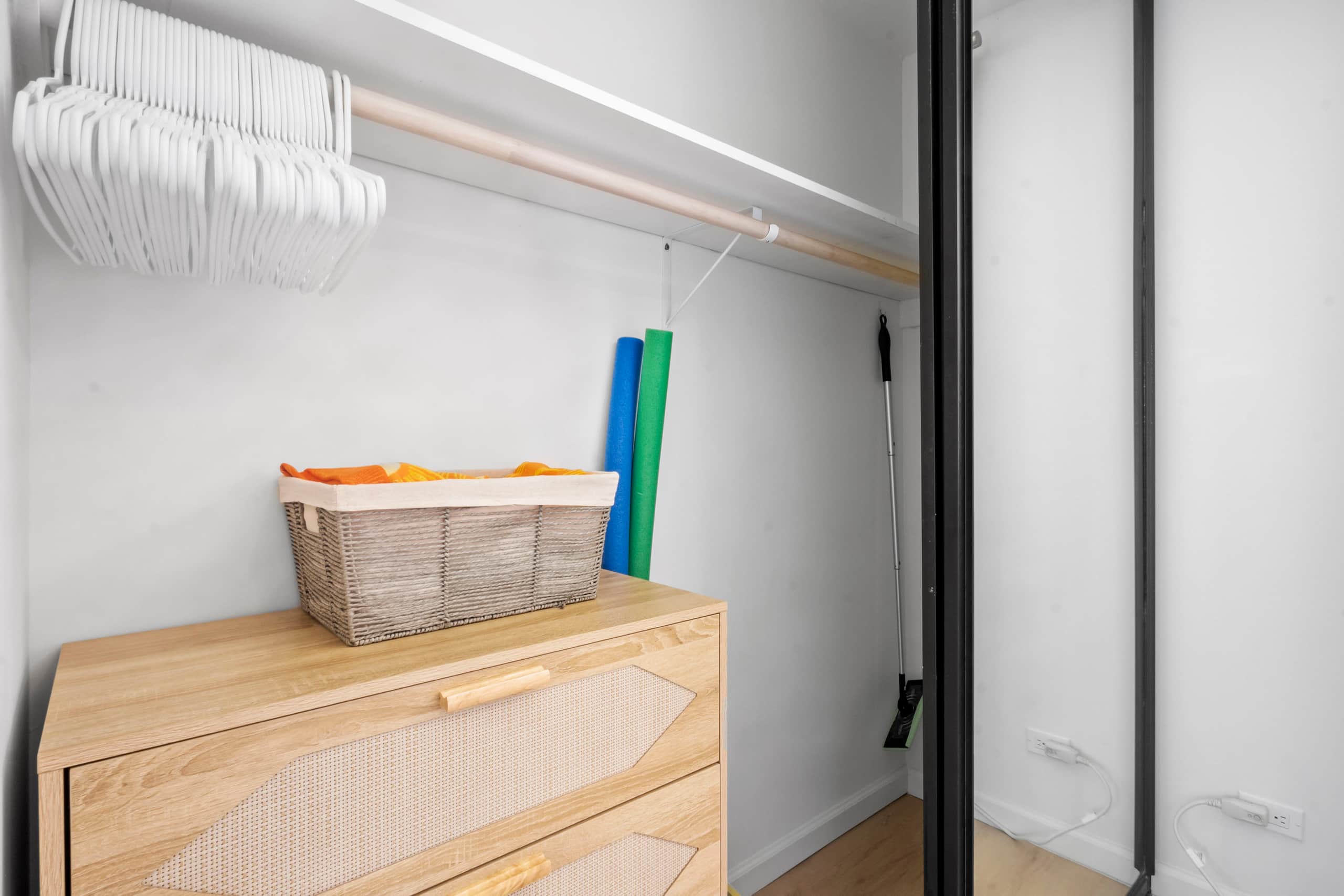 Steps to Sand & Surf - Fully Renovated Condo - Image 9
