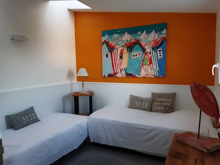 Chambre enfants avec 2 lits 80*190