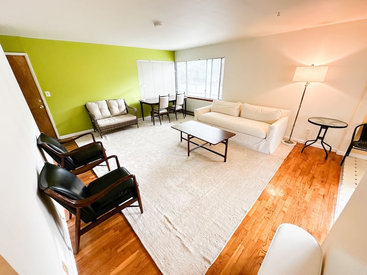 Wallingford Spacious 1 Bdr Apt - Seattle, WA