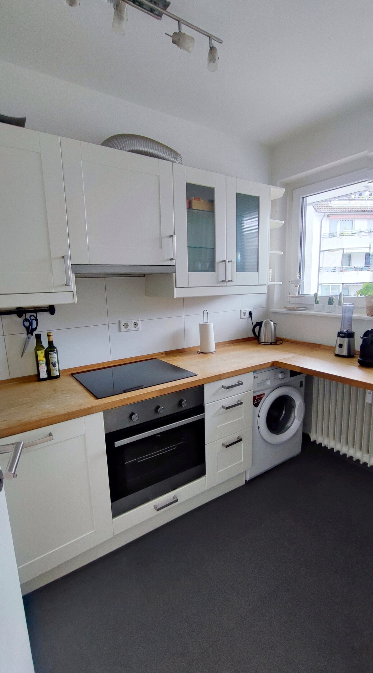 Apartment near the exhibition center and the airport