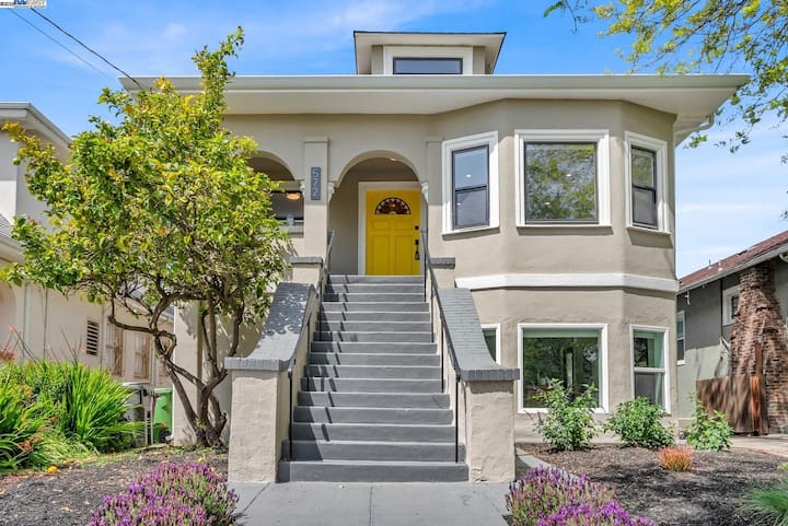 Brand New Home + Pergola & Heater + Great Location - Oakland, CA