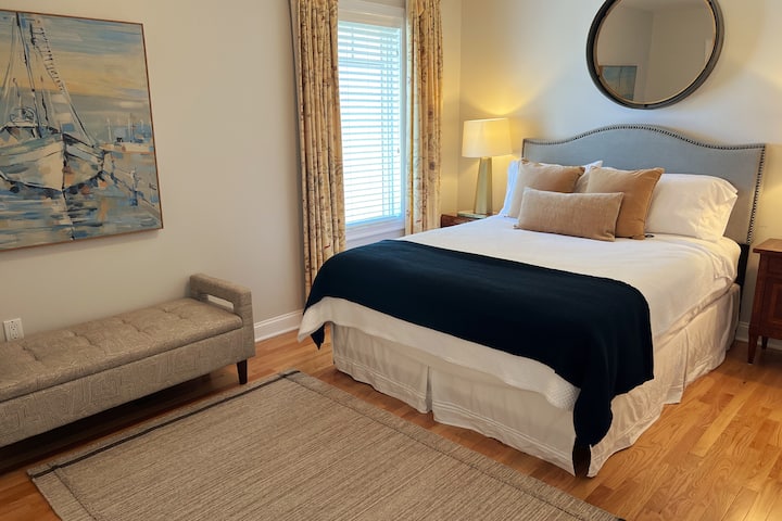 Chumba cha 4 cha Wageni, kitanda cha ukubwa wa malkia cha deluxe