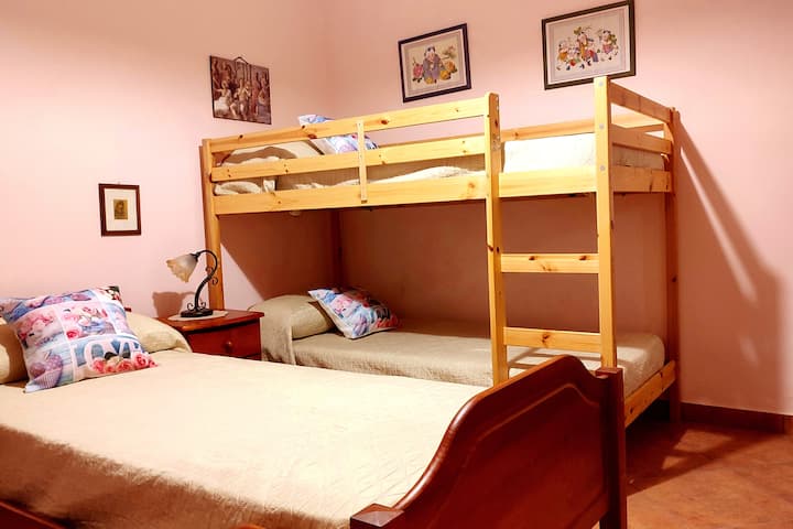 Triple bedroom