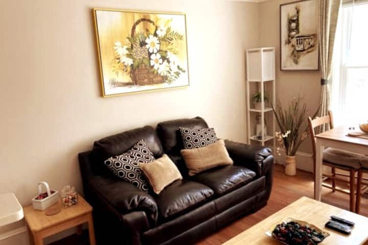Beautiful Garden Apartment in the Crocker-Amazon