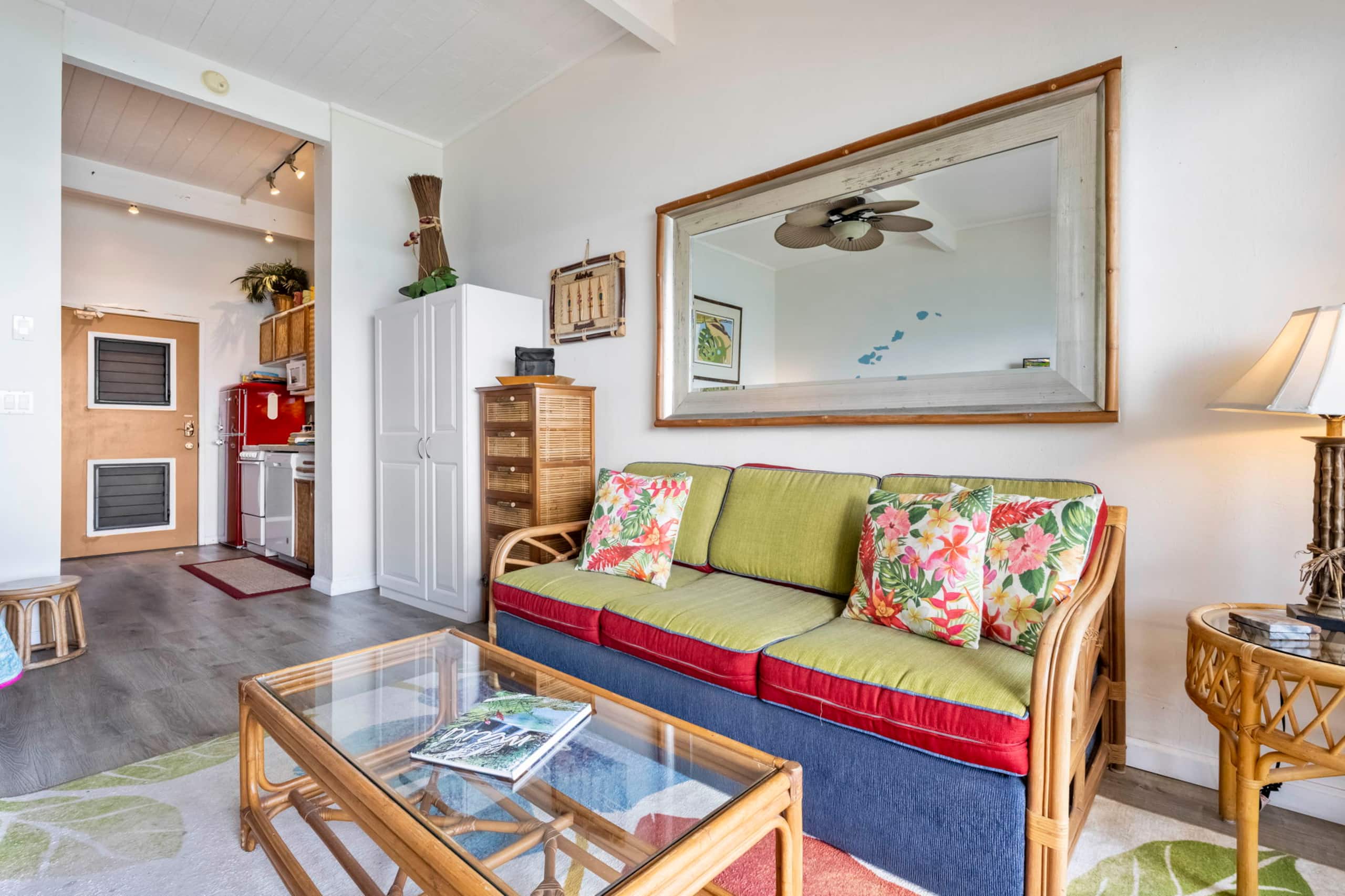 Home in Lahaina · ★4.93 · Studio · 1 bed · 1 private bath - Image 3