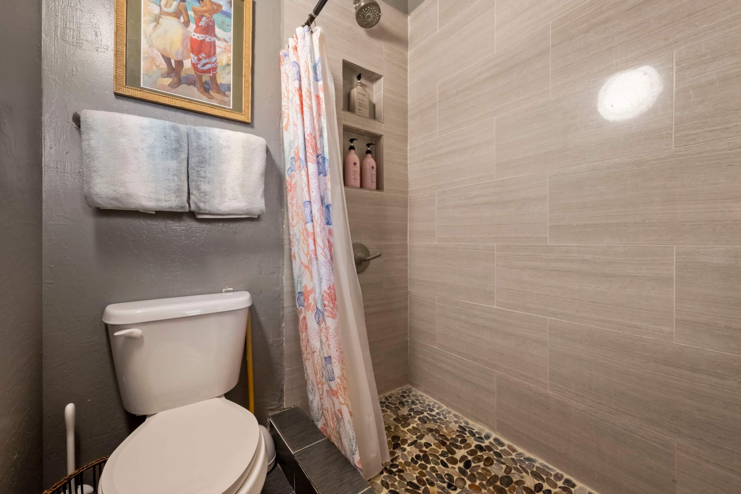 Home in Lahaina · ★4.93 · Studio · 1 bed · 1 private bath - Image 14
