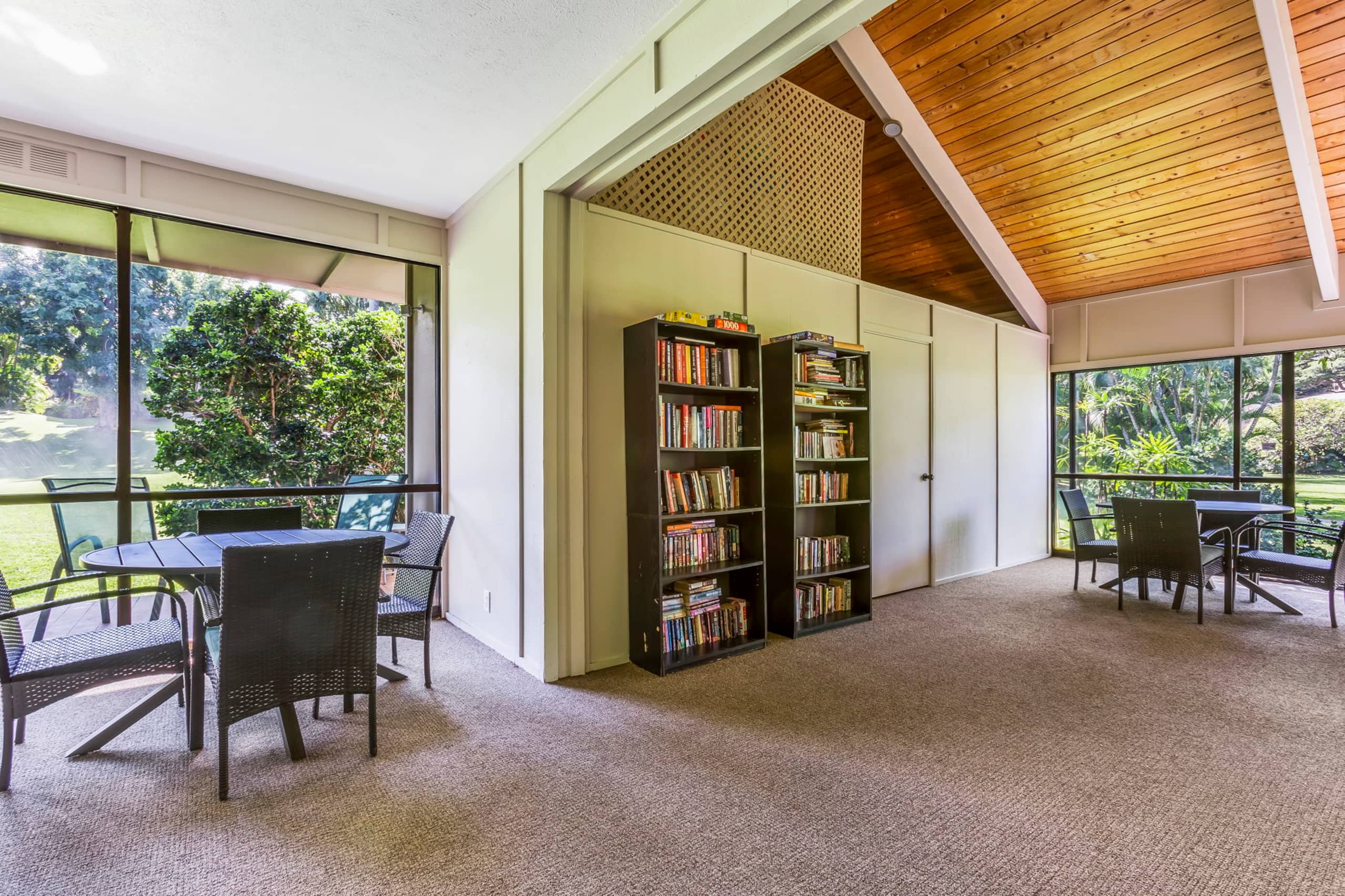 Home in Lahaina · ★4.93 · Studio · 1 bed · 1 private bath - Image 36
