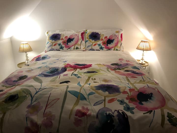 Plum Tree, a cosy and charming cottage for two! Houses for Rent in