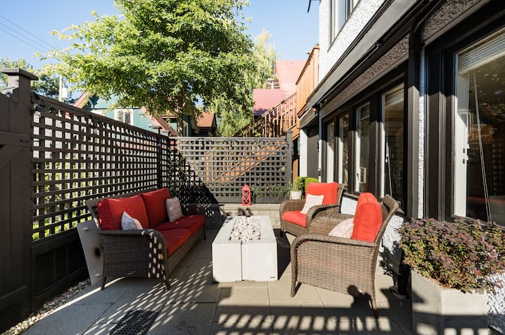 Vine & Balsam gallery image 2