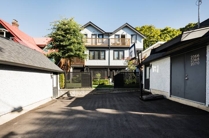 Vine & Balsam gallery image 5