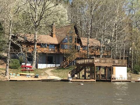 Lake Gaston 7 Bedroom 4 Bath 2 Kitchen 4,280 sq ft