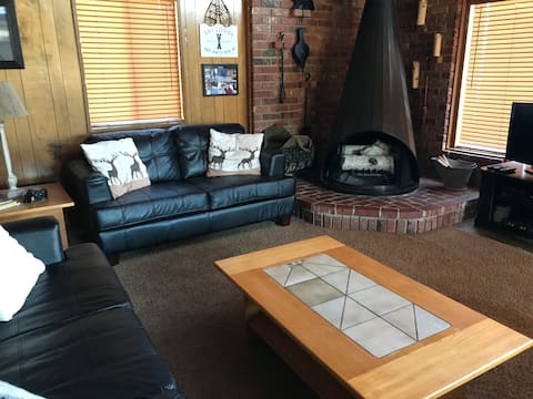 Top performing Airbnb: The "Bastian Cabin" at Meeks Bay Tahoe in Sacramento / Roseville / Folsom