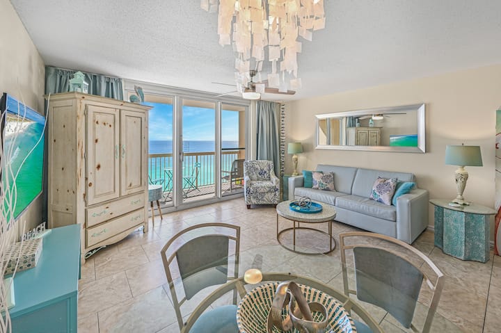 Fully Remodeled Beach Condo with Amazing Views