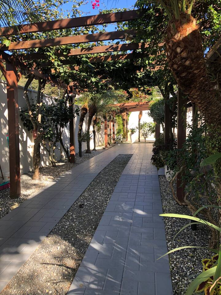 A beautiful cottage in Balneario Camboriú