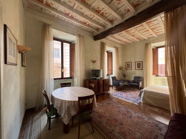 Domus Minervae Executive Pantheon