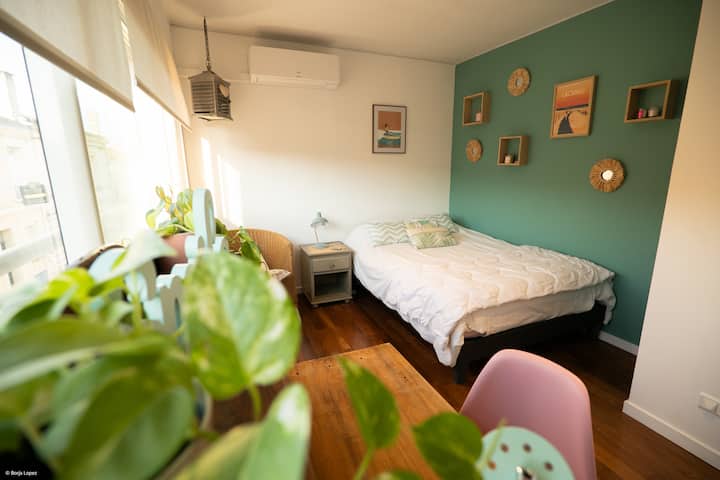 غرفة الأطفال 2
سرير 140 × 200
A/C Room

Photo @Lopez Borja