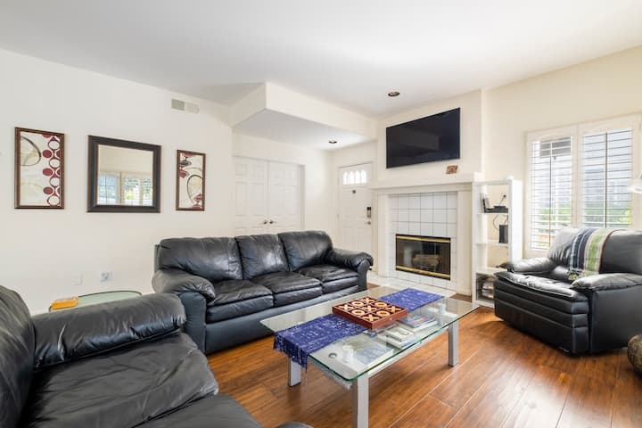 Ucsd #1 Private Master Suite & Bathroom - La Jolla