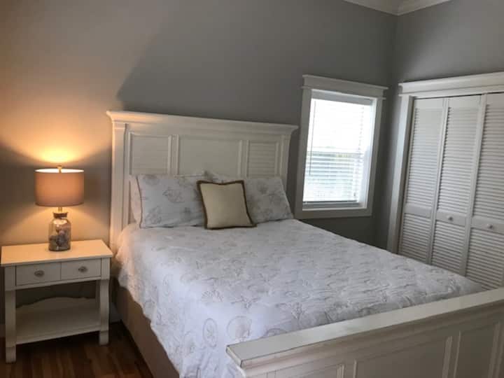 Queen bed