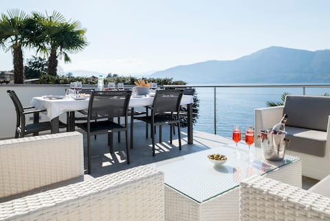 Dimore del Lago – Luxury Villa on the Beach