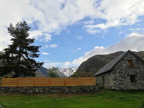 character barn *** in Gavarnie