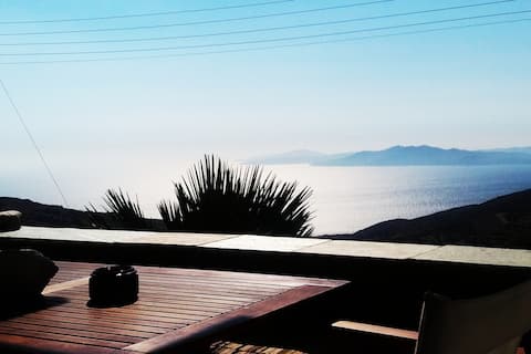Fabulous villa with a view over the Aegean sea