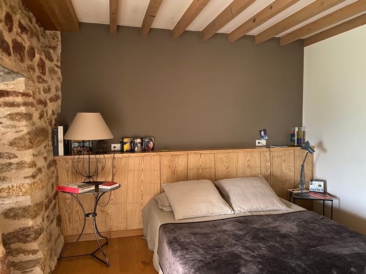 غرفة النوم الرئيسية. 160 فراش.